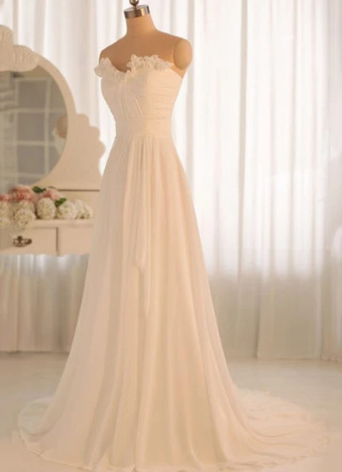 Chiffon Wedding Dress A-line Strapless Sweetheart Court Train With Pleated