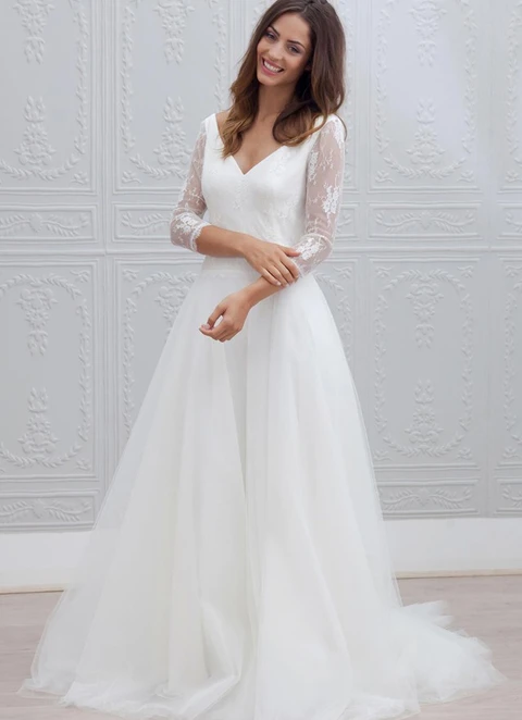 A-line V Neck 3/4 Sleeve Sweep Train Tulle Wedding Dress With Lace