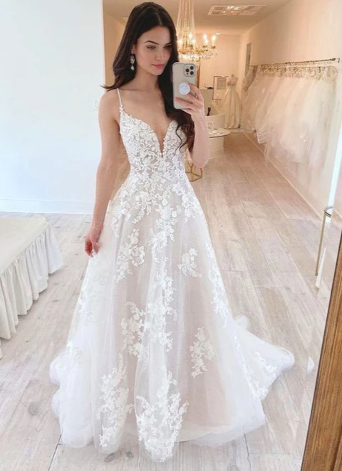 A-line V Neck Sleeveless Court Train Lace Tulle Appliqued Wedding Dress