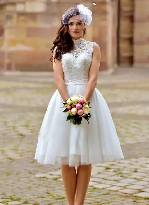 Ball-gown/princess High-neck Sleeveless Knee-length Tulle Wedding Dress With Lace