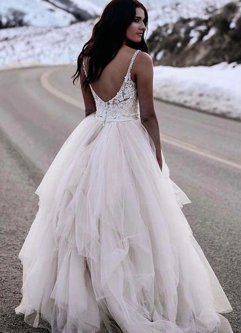 A-line/princess V Neck Sleeveless Asymmetrical Tulle Lace Wedding Dress