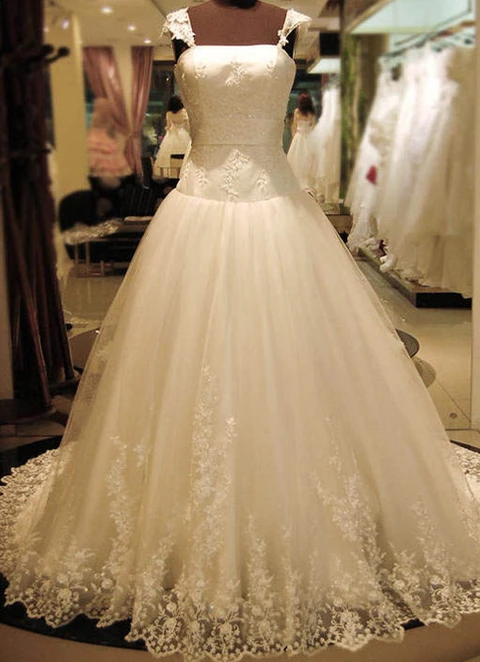 Lace Wedding Dress Ball-gown/princess Square Neckline Court Train