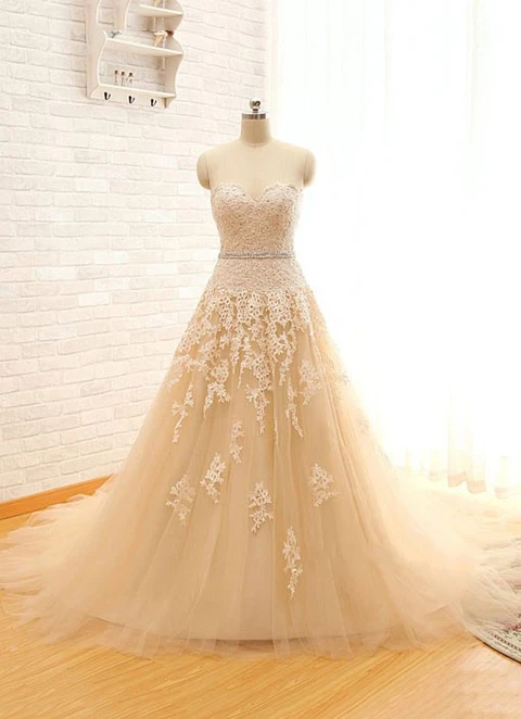 Tulle Wedding Dress Ball-gown/princess Sweetheart Court Train With Appliqued