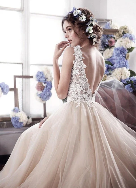 Tulle Sweep Train Sheath/column Sleeveless Square Covered Button Wedding Dress With Appliqued