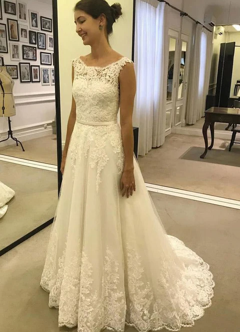 Ball-gown/princess Illusion Sleeveless Court Train Tulle Wedding Dress With Appliqued