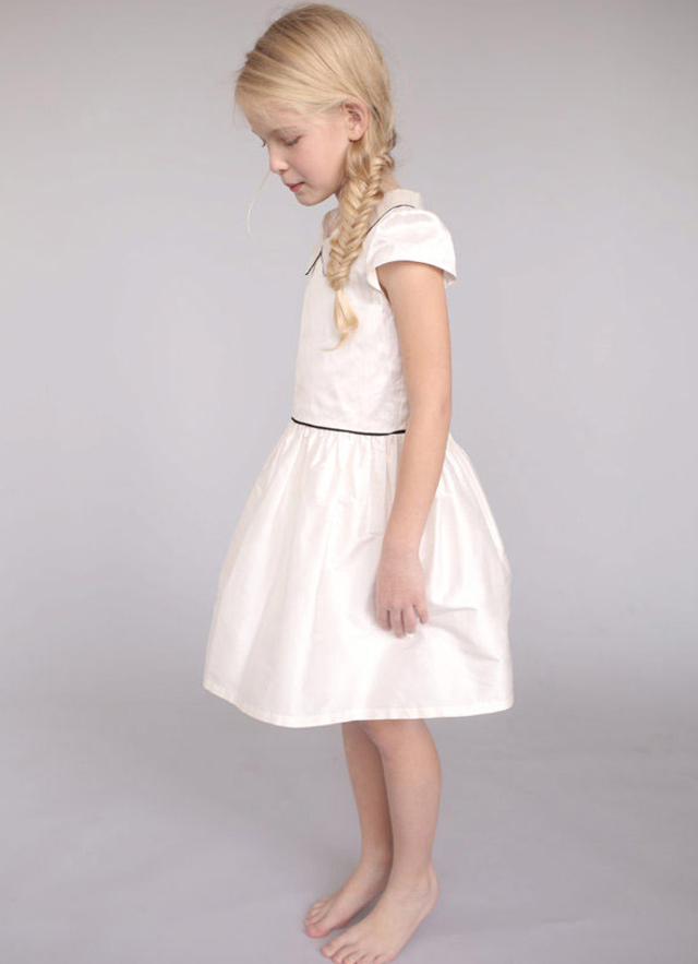 Ball-gown/princess Knee-length Scoop Sleevesless Charmeuse Flower Girl Dresses