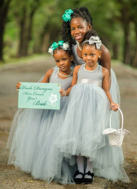 Ball-gown/princess Tea-length Scoop Tulle Flower Girl Dresses With Sashes