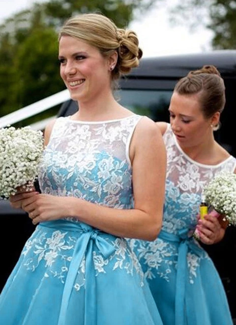 Organza Bridesmaid Dresses Ball-gown/princess Scoop Tea-length With Appliqued