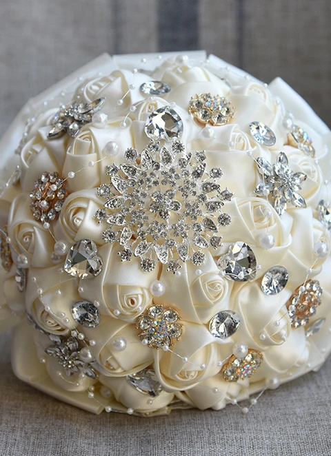 Crystal Pearl Milky White Hand Bouquet